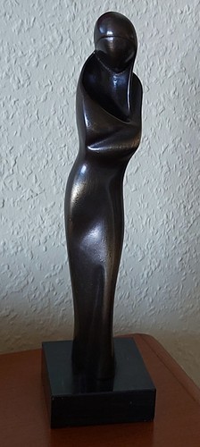 Frauen skulptur mit sockel - skulptur,