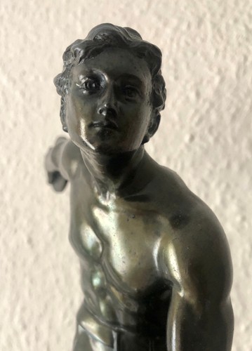 Skulpturen antike halbakte - skulpturen,