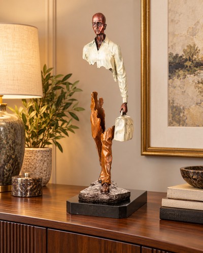 Bronzeskulptur reisender mit - reisender,