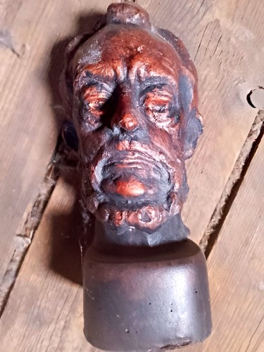 Metall skulptur büste eines - skulptur,