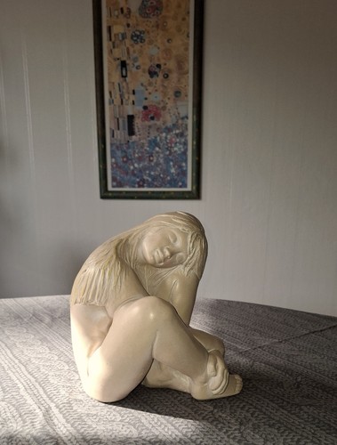 Wunderschöne figur skulptur - /,