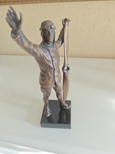 Aeronautica skulptur - aeronautica,