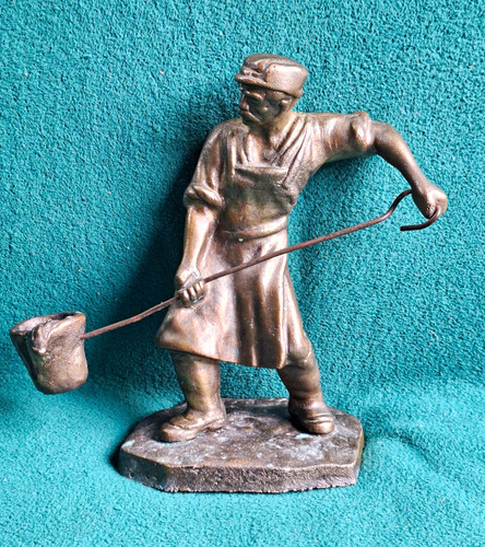 Metallskulptur statue - metallskulptur,