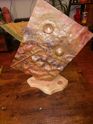 Abstrakte skulptur aus metall - aus,